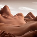surreal-landscapes-made-from-photos-of-human-bodies-carl-war