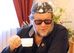 Отечественный «гуру» от рока празднует свой юбилей: Борису Гребенщикову 60 лет